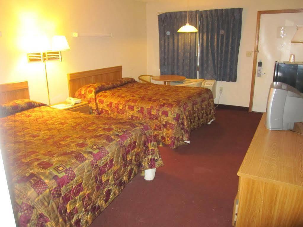 Economy Inn Tonawanda Exterior photo